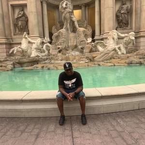 Meet your Posher, Leonard